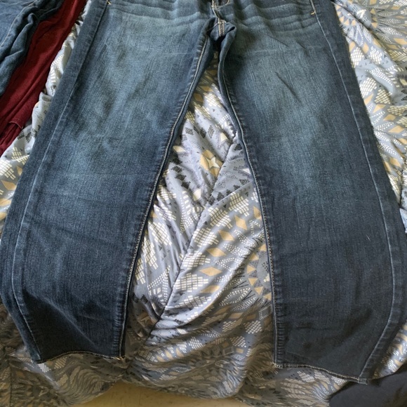 Jeans - Picture 2 of 3